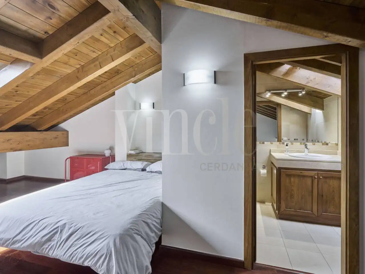 Habitación de Casa adosada en venta en Guils de Cerdanya con Calefacción, Parquet y Terraza