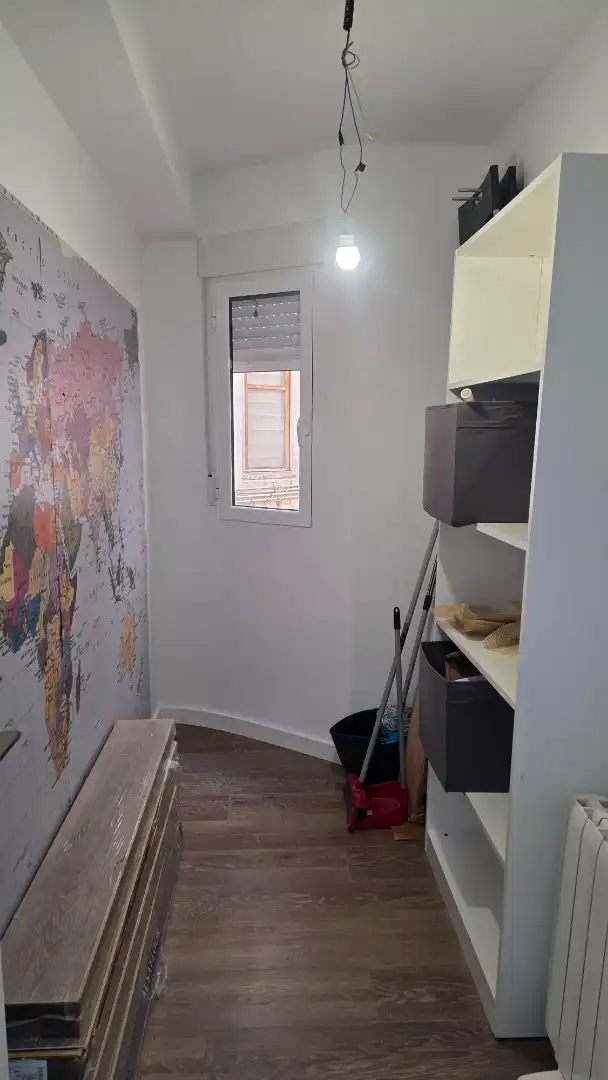 Habitación de Piso de alquiler en Valencia con Aire acondicionado, Amueblado y Horno