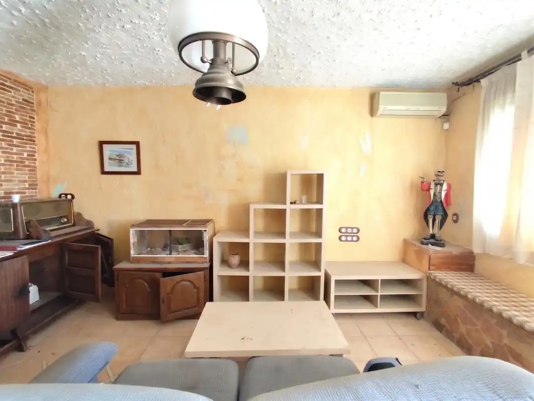 Sala de estar de Nave industrial en venta en Castalla con Calefacción