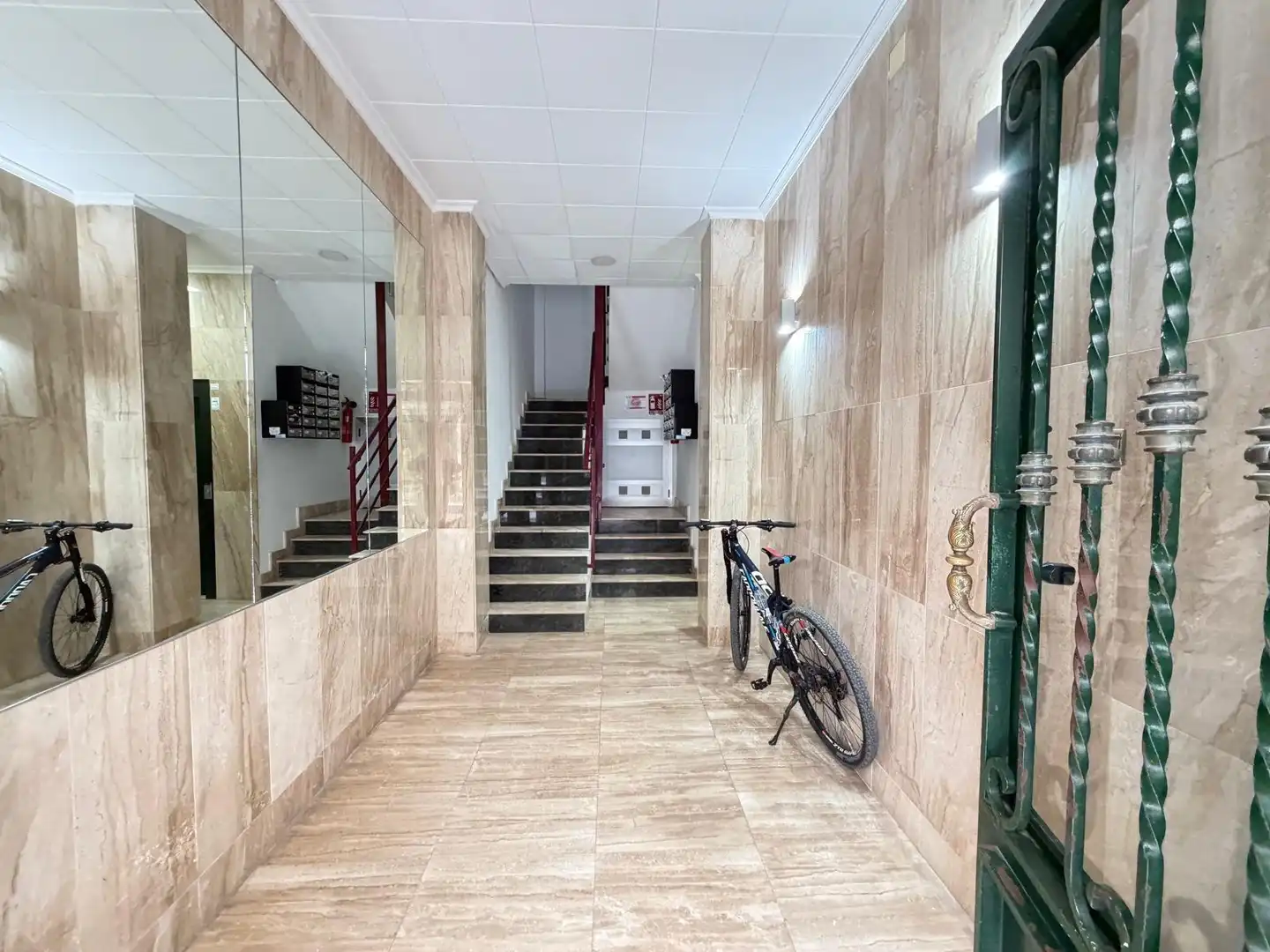 Ático en venta en Torrevieja con Aire acondicionado, Calefacción y Amueblado