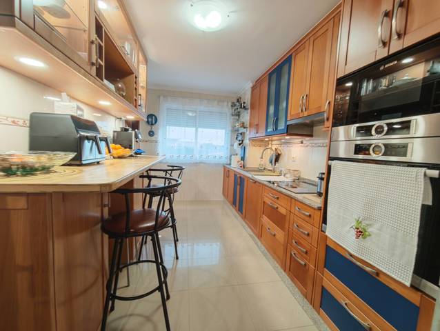 Piso en Venta en Estrada de Castela, 780 en O Feal - Xubia