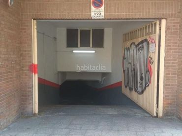 Individual en venda a Calle Emperador 34