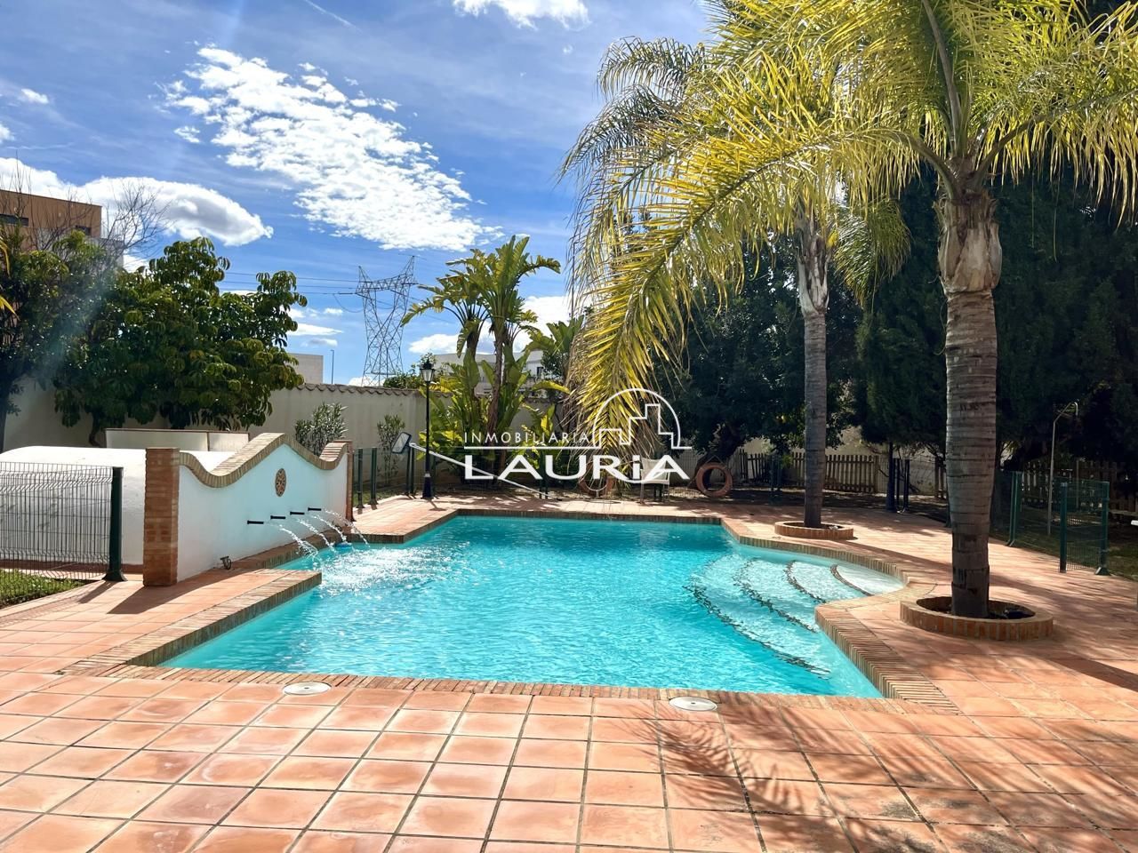 Piscina de Casa o xalet en venda en San Antonio de Benagéber amb Aire condicionat, Calefacció i Jardí privat