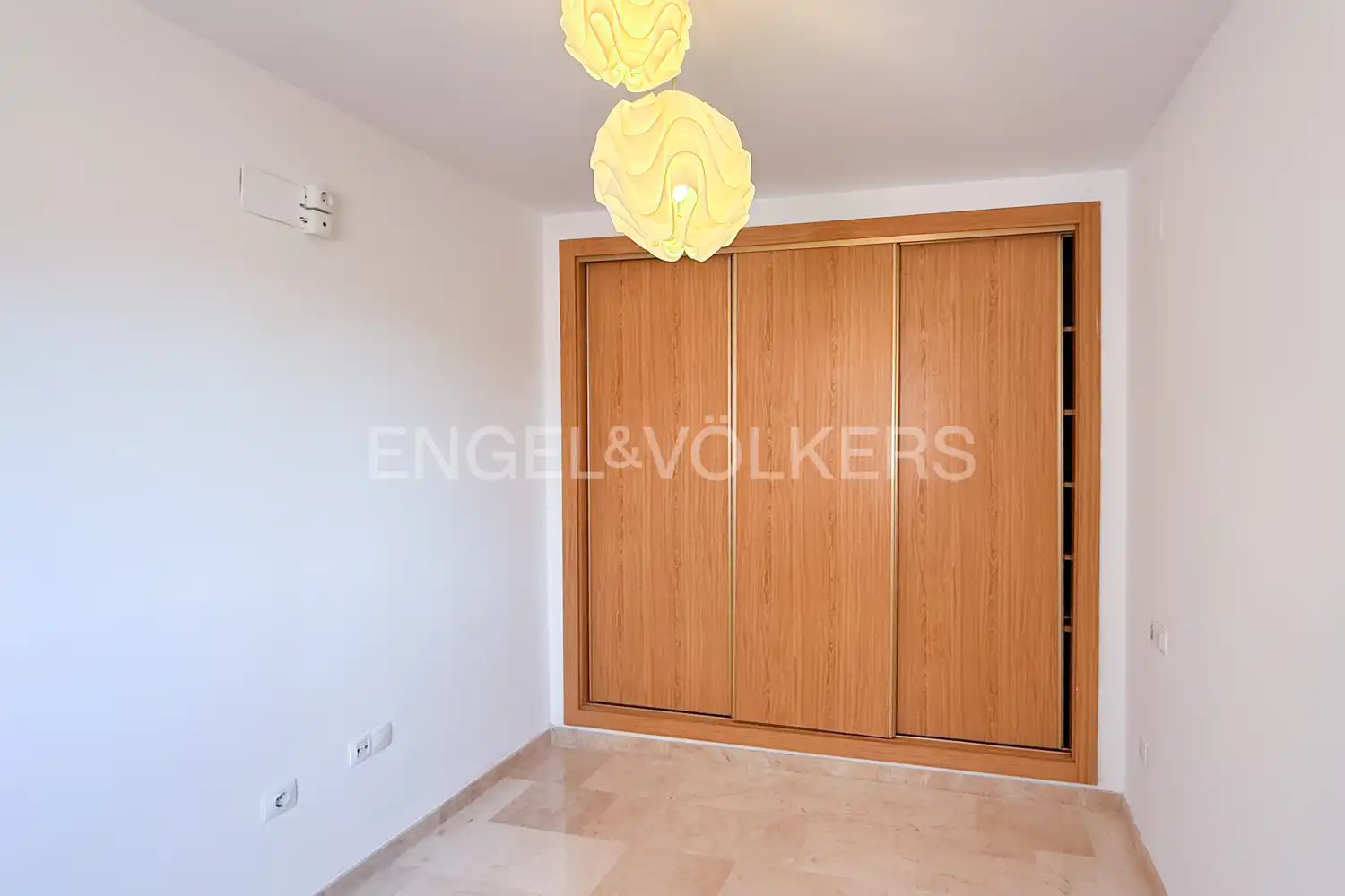 Bedroom of Flat for rent in Valencia  with Air Conditioner and Heating
