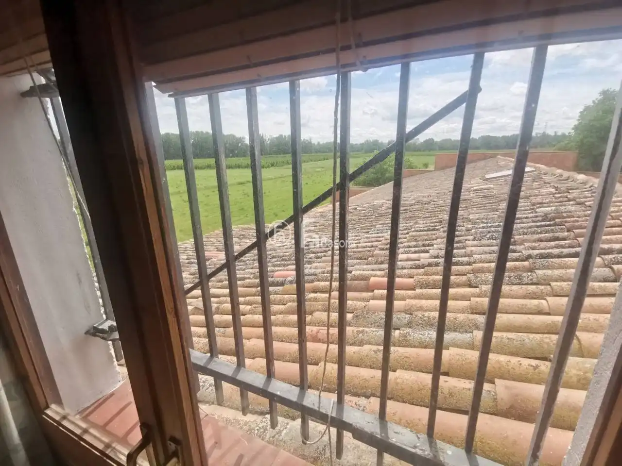 Country homes for sale in Carretera corbins, km 3, Llívia