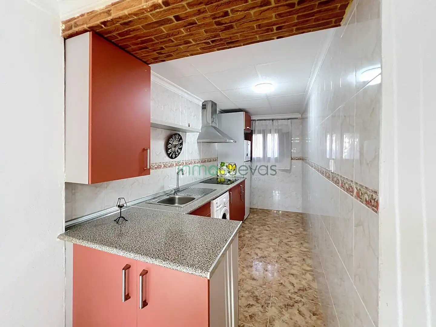 Küche von Einfamilien-Reihenhaus zum Verkauf in Cuevas del Almanzora mit Privatgarten, Terrasse und Möbliert
