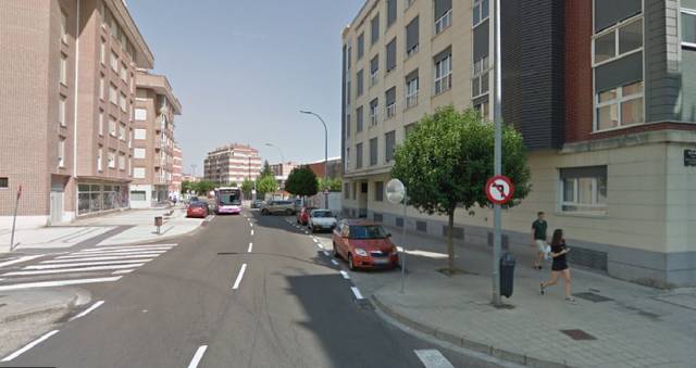 Local comercial en Alquiler en Campo de la Juventud