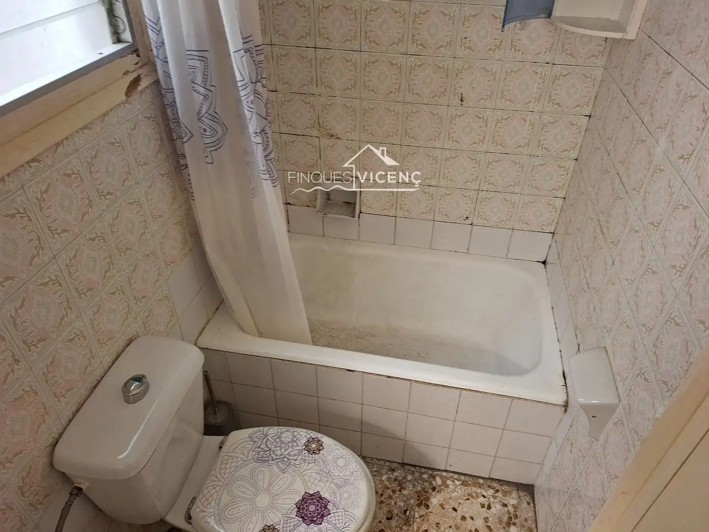 Baño de Piso en venta en Calafell con Terraza
