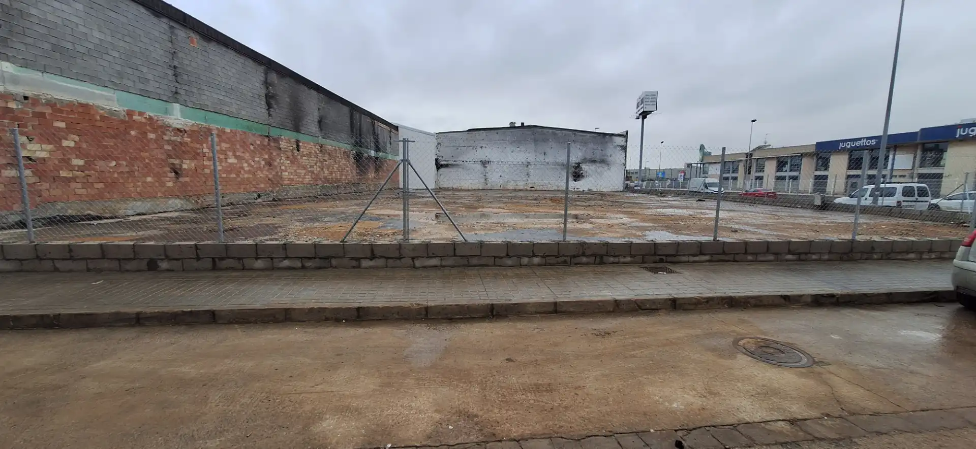 Außenansicht von Fabrik Grundstücke zur Miete in Alfafar