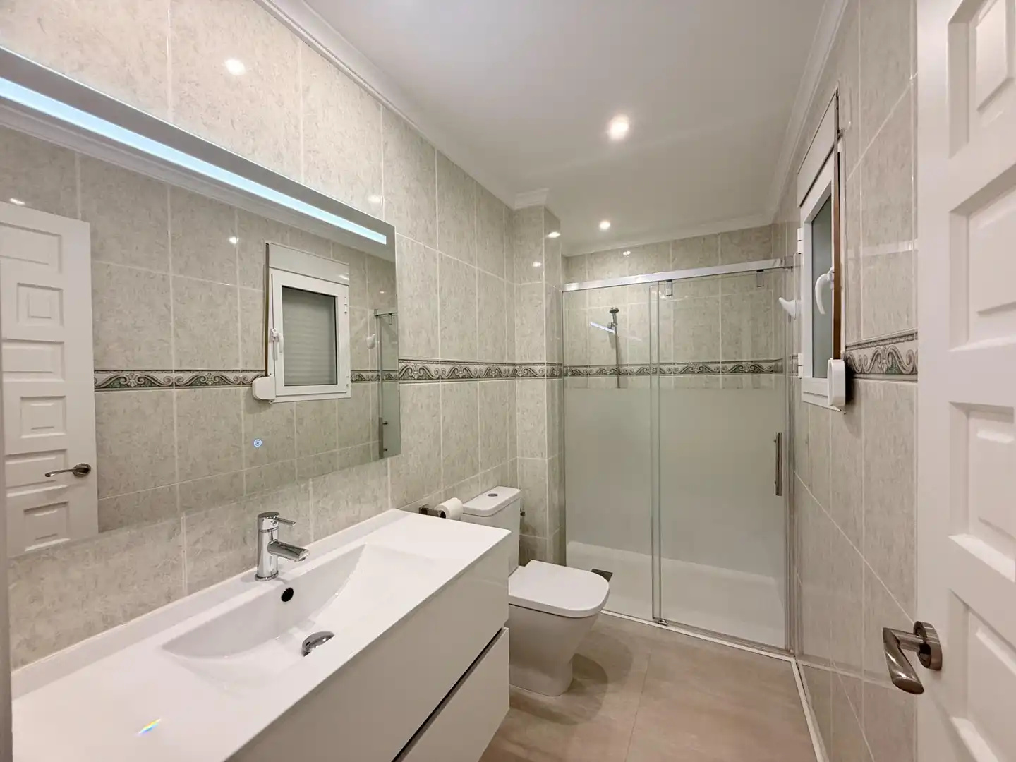 Baño de Casa o chalet en venta en Carlet con Aire acondicionado, Calefacción y Jardín privado
