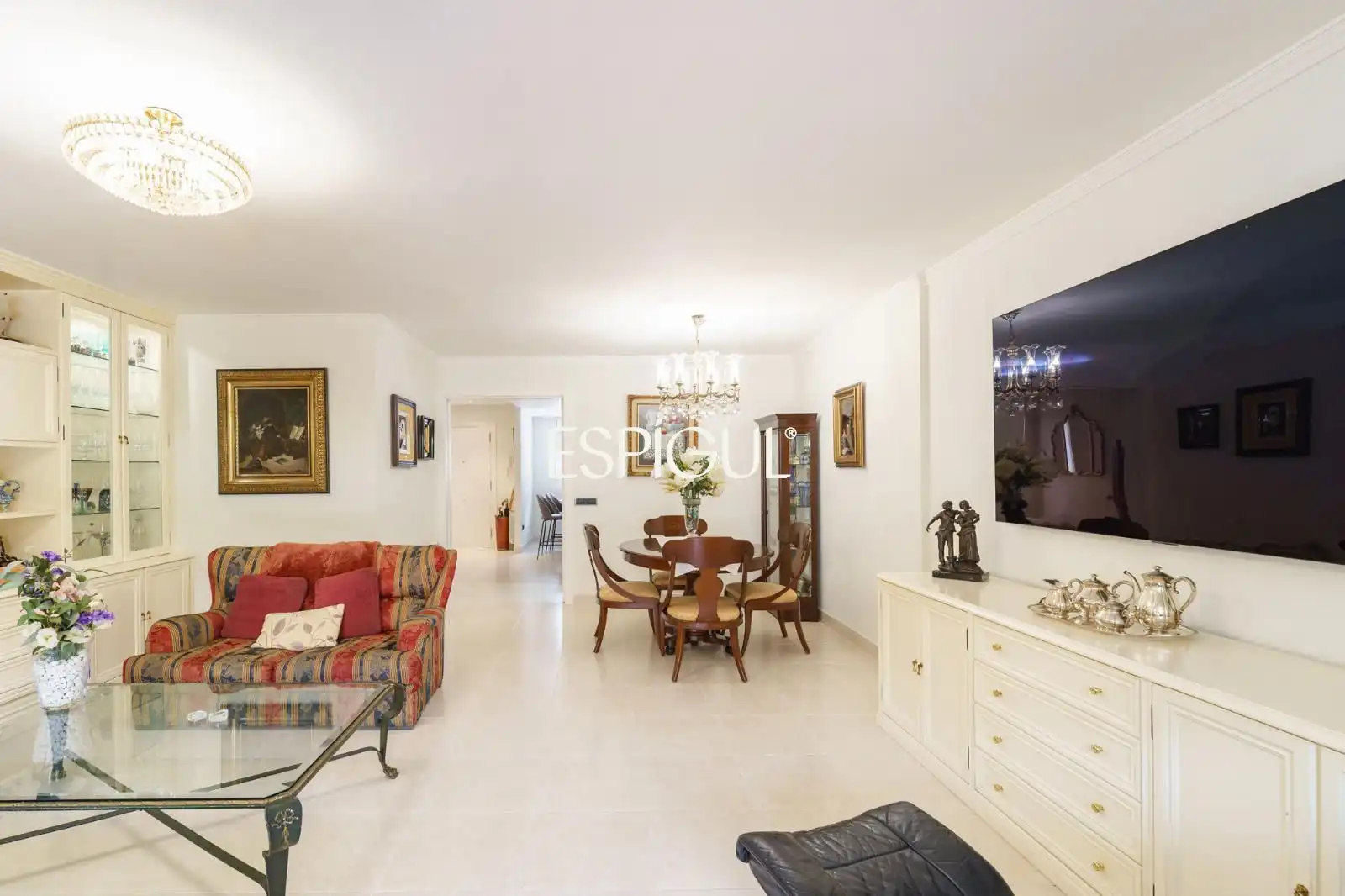 Sala d'estar de Casa adosada en venda en Vilassar de Mar amb Aire condicionat, Calefacció i Jardí privat