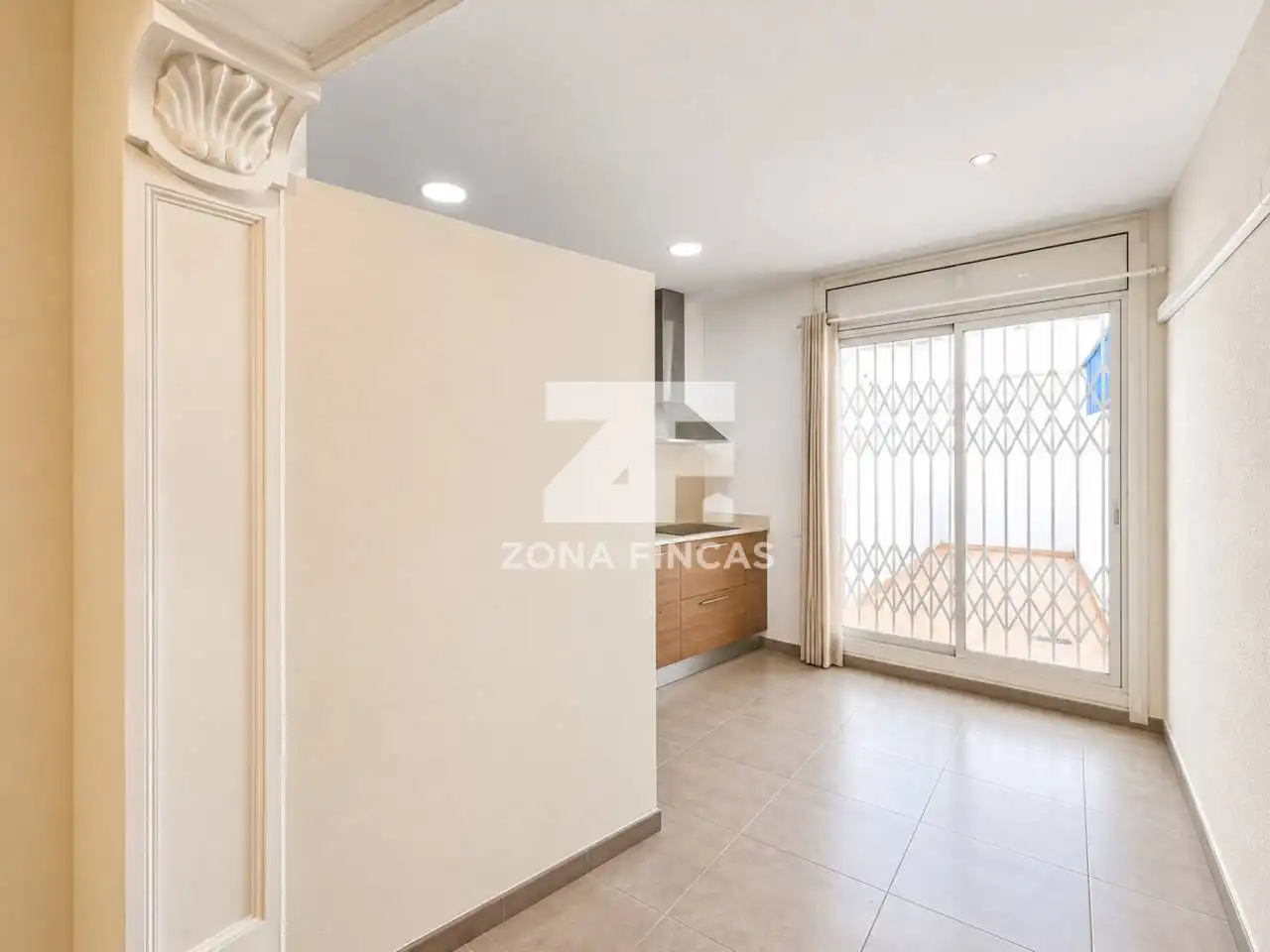 Schlafzimmer von Wohnung zum Verkauf in Badalona mit Klimaanlage, Heizung und Terrasse