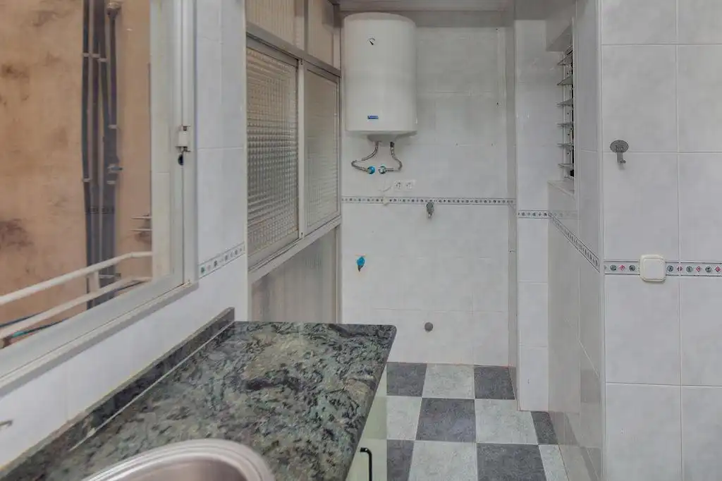 Flat with terrace for sale in Centro Ciudad, imagen 3