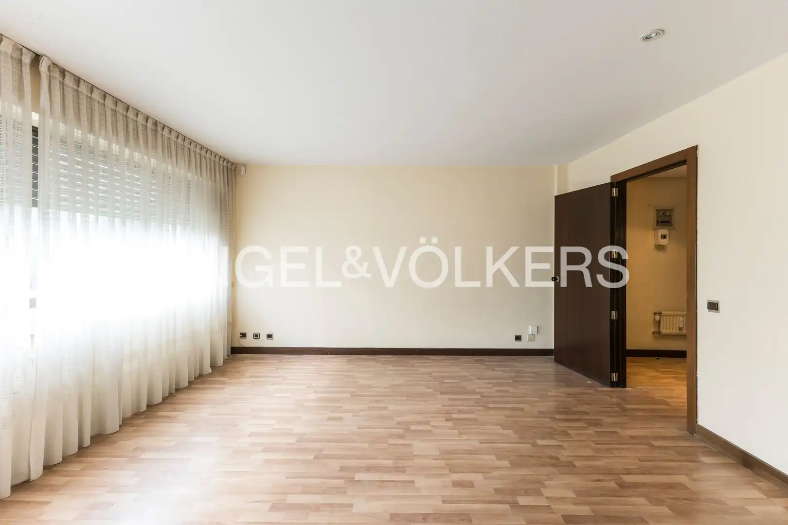 Living room of Flat for sale in Madrid  with Heating, Private garden and Terrace