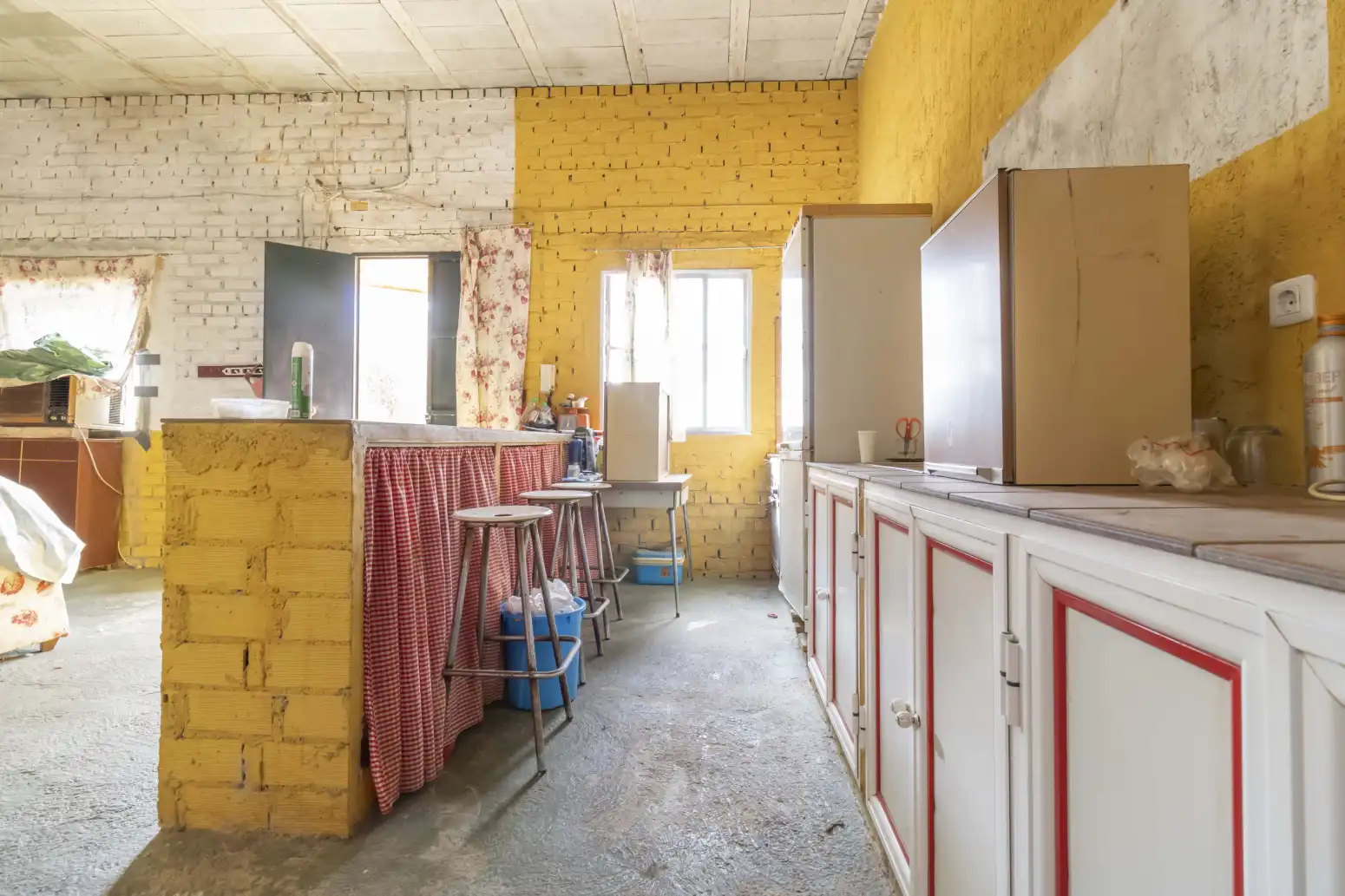 Kitchen of Detached homes for sale in Gerena  with Private garden and Swimming Pool