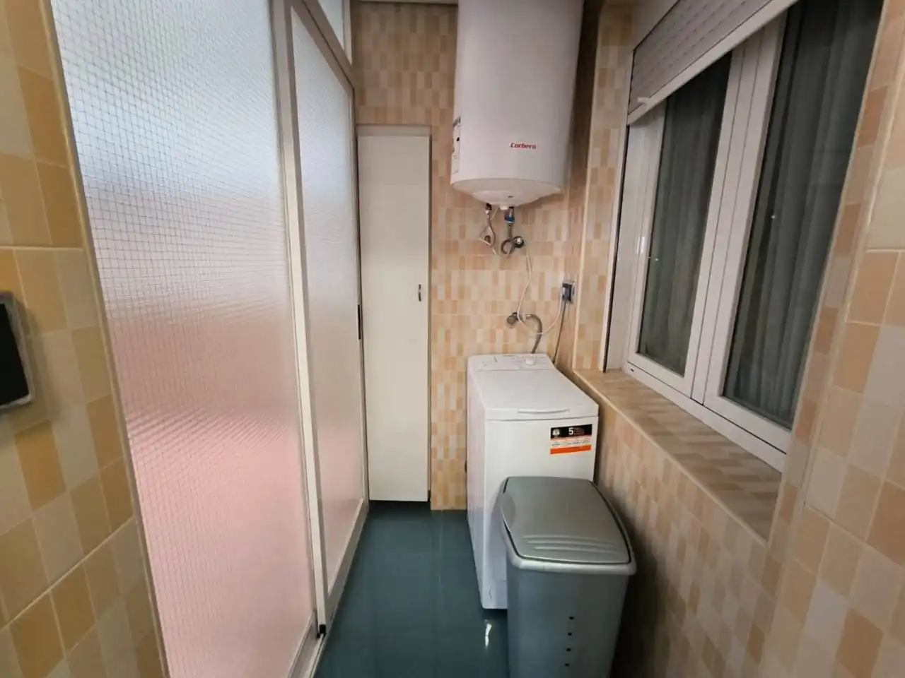 Badezimmer von Wohnung zum Verkauf in Albacete mit Klimaanlage, Heizung und Parkett