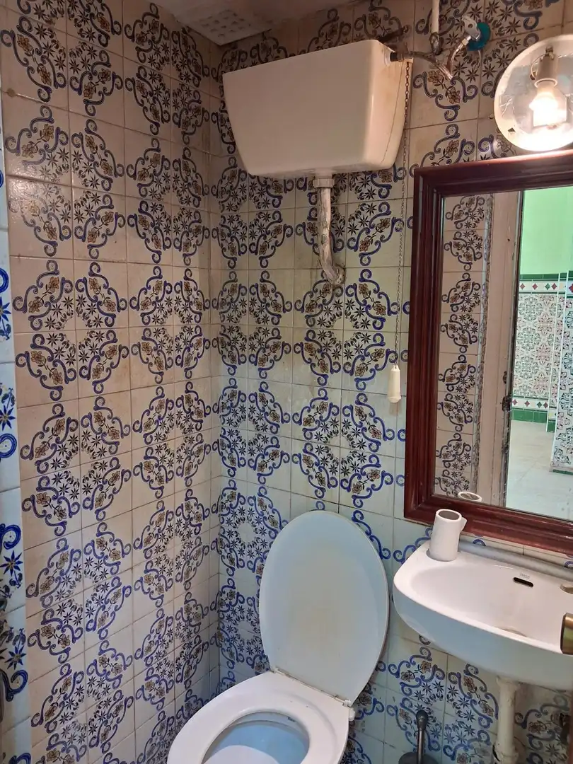 Bany de Local de lloguer en Cádiz