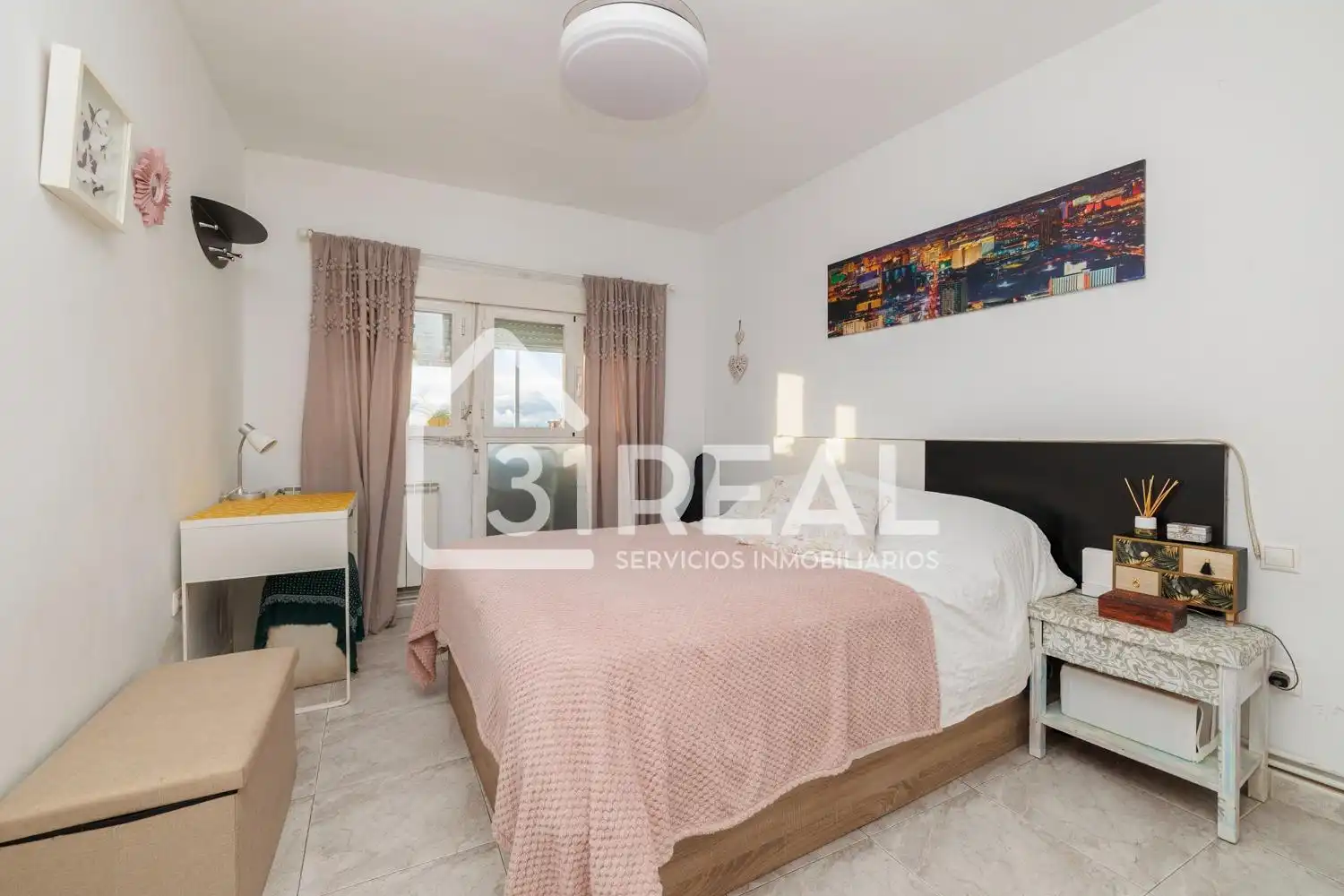 Bedroom of Flat for sale in Madrid  with Air Conditioner, Heating and Terrace