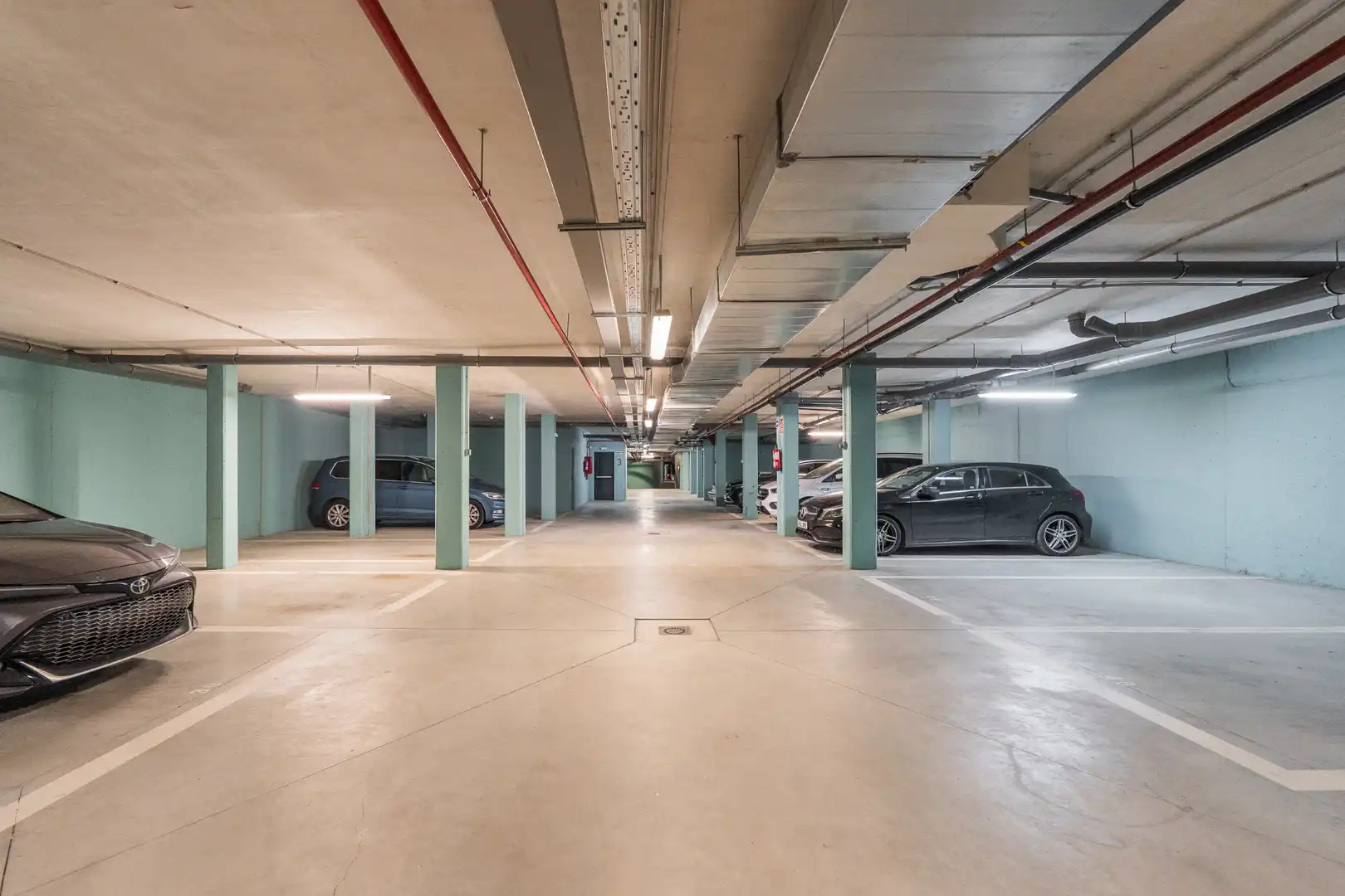 Parkplatz von Maisonette zum Verkauf in Fuente del Fresno mit Klimaanlage, Heizung und Abstellraum