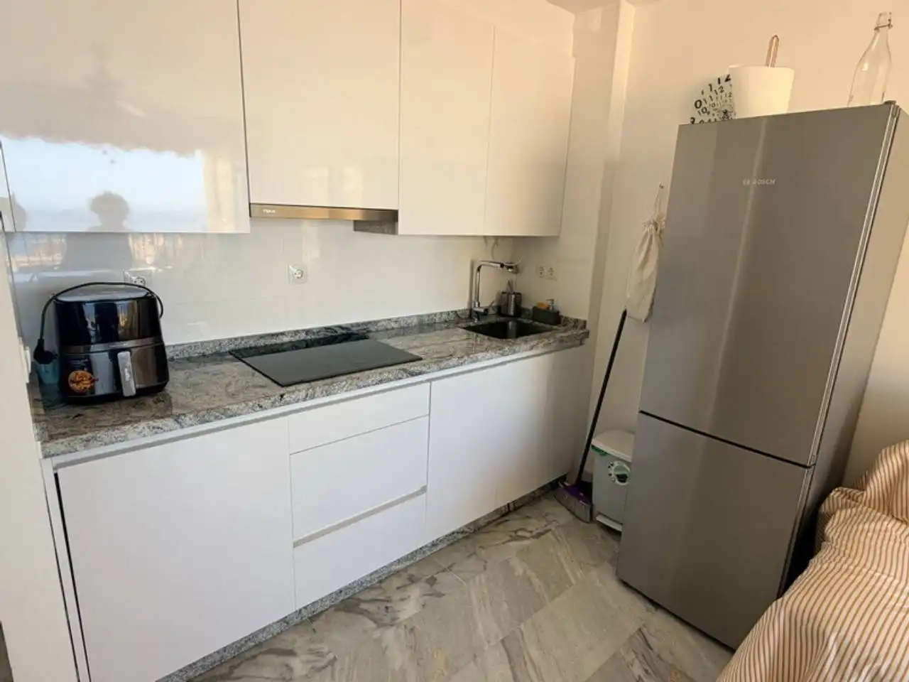 Cuina de Apartament de lloguer en Almuñécar