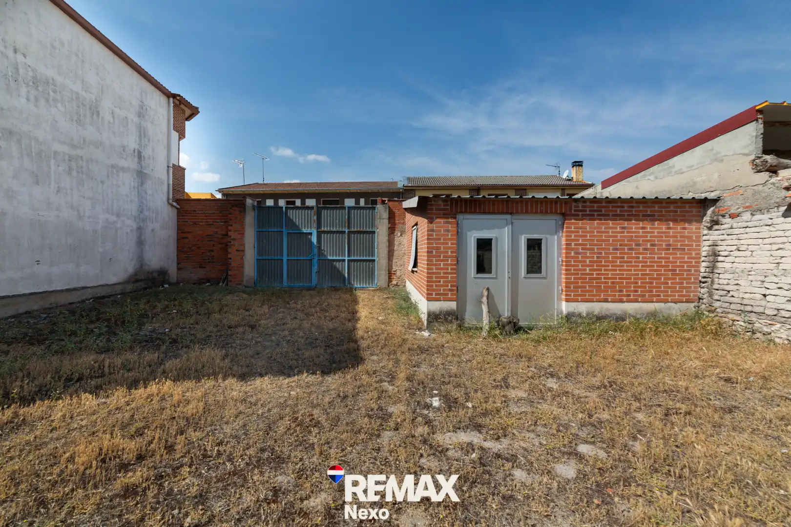 Casa adosada en venta en Villaverde de Íscar con Aire acondicionado, Calefacción y Jardín privado