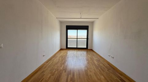 Foto 3 de Piso en venta en Juan Aurelio Sanchez Tadeo, Sónsoles, Ávila Capital