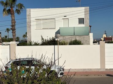 Haus mit Balkon zum Verkauf in Nueva Torrevieja - Aguas Nuevas