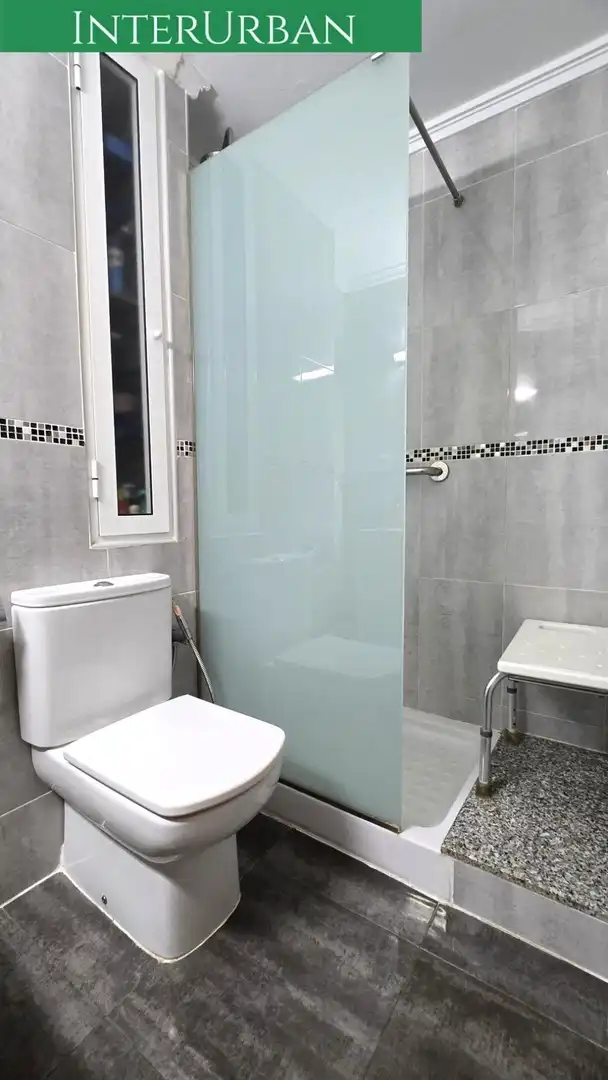 Badezimmer von Wohnung zum Verkauf in Llíria mit Klimaanlage, Heizung und Balkon