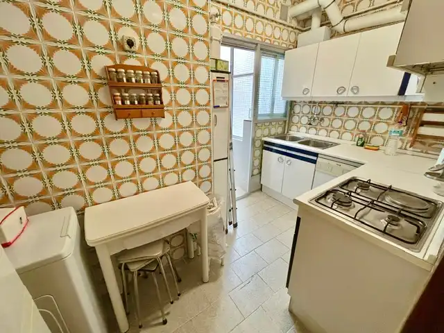 Cuina de Pis en venda en Madrid amb Calefacció, Terrassa i Moblat