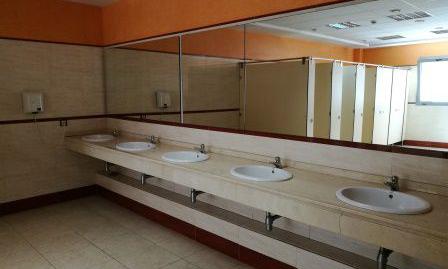 Foto 4 de Oficina en venta en Republica Argentina, Avenida Juan Diego, Bormujos