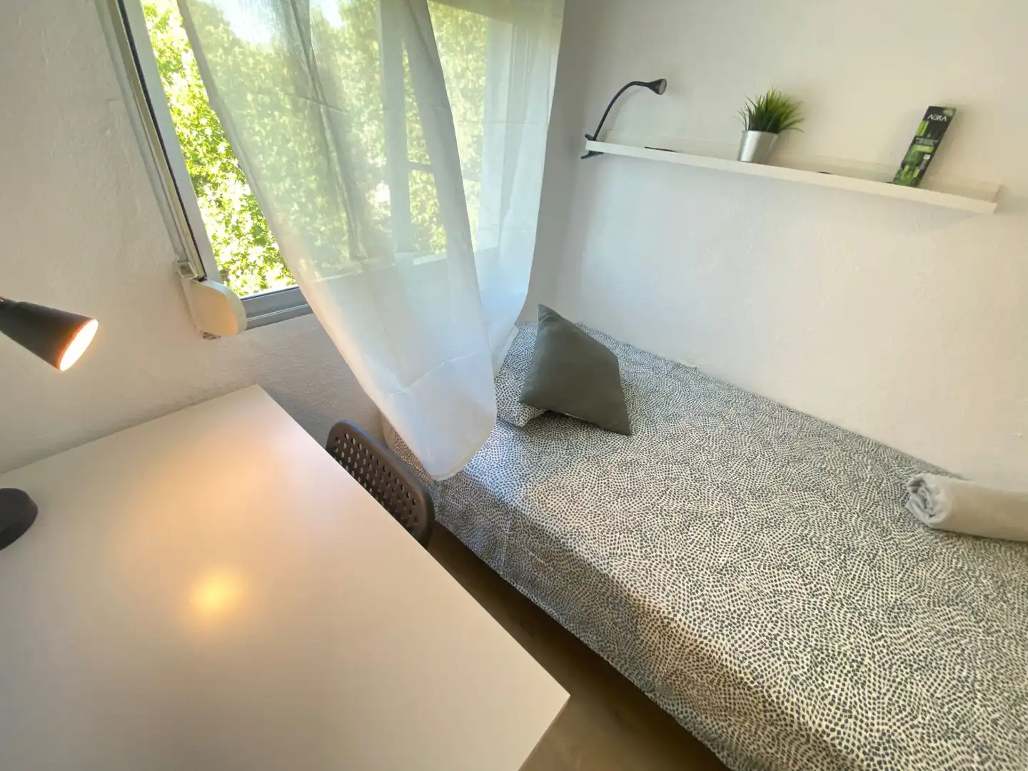 Zimmer in Calle Benalmádena, 1, Palomeras Sureste