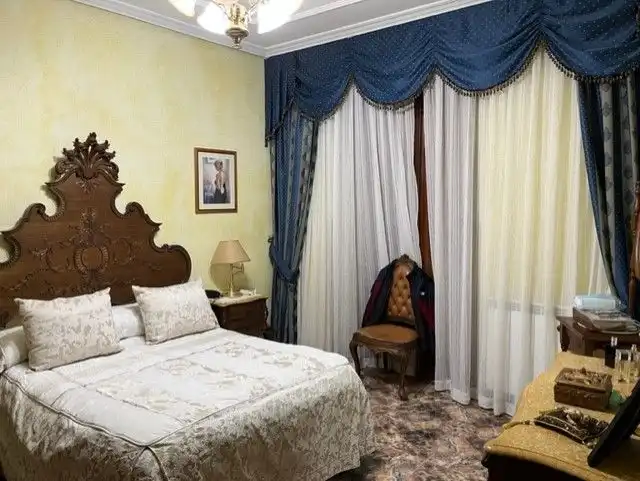 Habitación de Edificio en venta en Nava del Rey