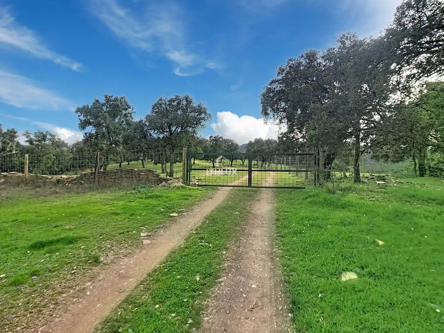 Finca rústica en venda en La Codosera