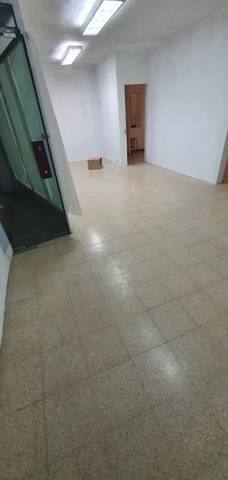 Planta baja en Venta en Avinguda de la Mare de Déu de Montserrat en El Guinardó