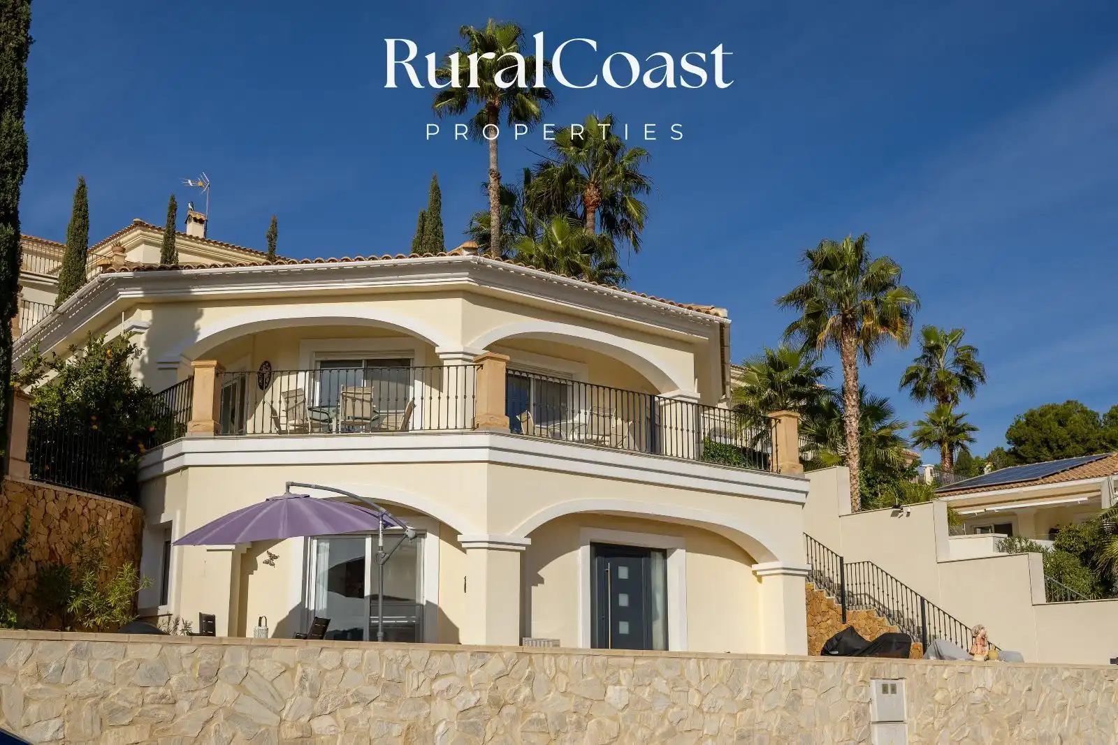 Vista exterior de Casa o chalet en venta en Busot con Aire acondicionado, Calefacción y Terraza