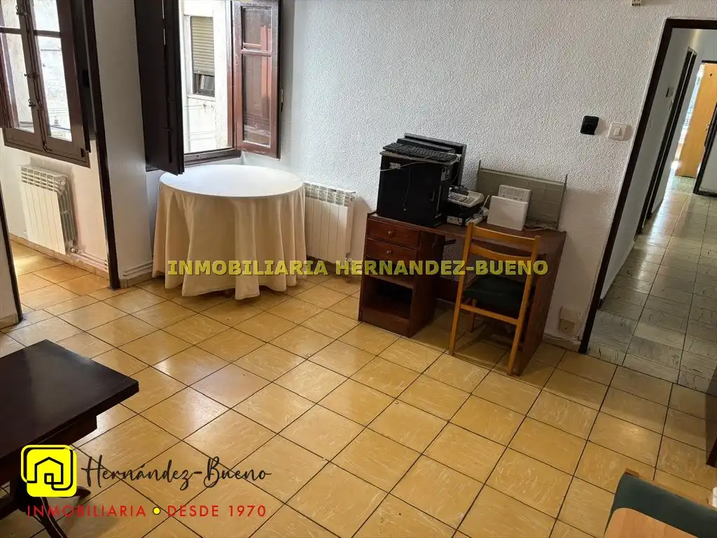 Pis en venda en San Bernardo - Carmelitas - Campus