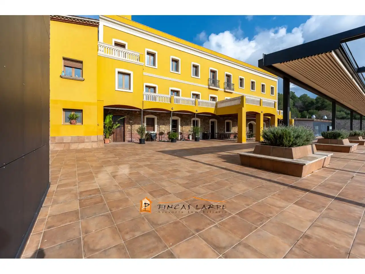 Country homes for rent in Les Grases