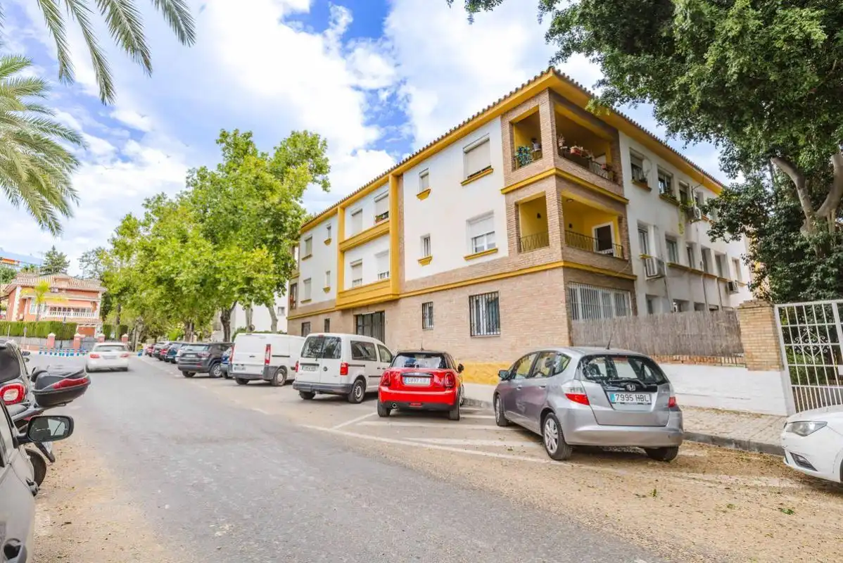 Flat for rent in Calle República Argentina, Limonar