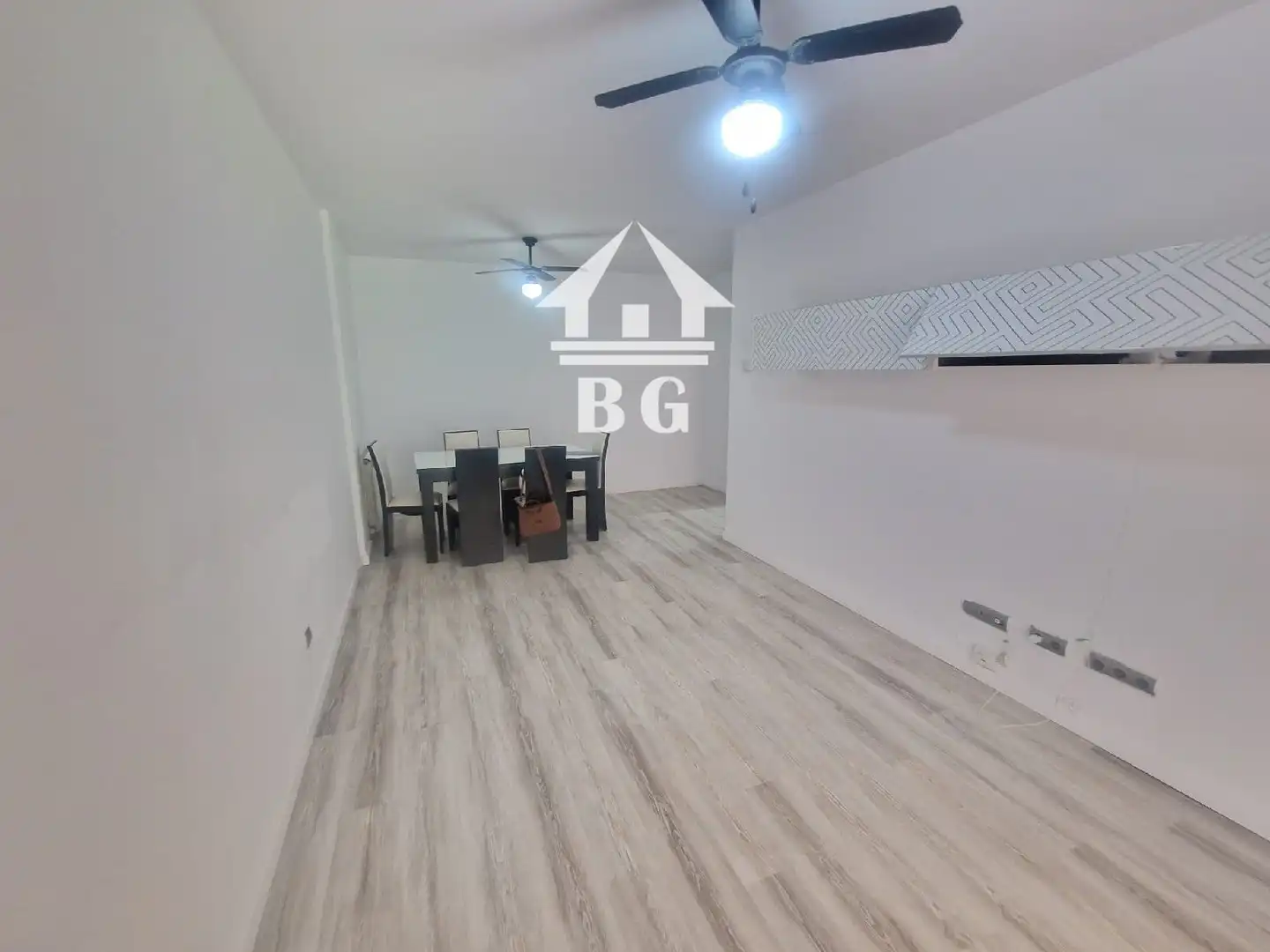 Wohnung zum Verkauf in Lloret de Mar mit Heizung, Terrasse und Abstellraum