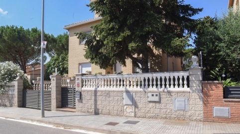 Foto 2 de Casa o xalet en venda a Josep Pla, Llinars del Vallès, Barcelona