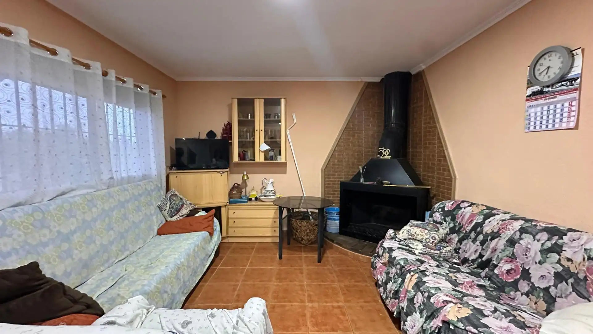 Sala de estar de Casa o chalet en venta en Tous con Jardín privado, Terraza y Trastero