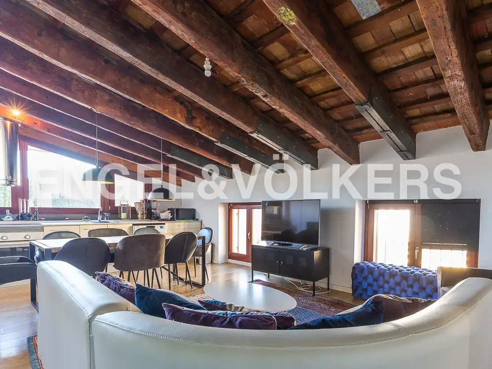 Sala d'estar de Àtic de lloguer en Valencia amb Aire condicionat, Calefacció i Parquet