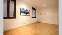 Flat for sale in  Madrid Capital  with Air Conditioner and Heating