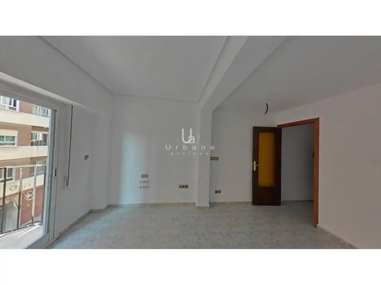 Appartamento con terrazza in vendita a Calle Concha Espina, imagen 3