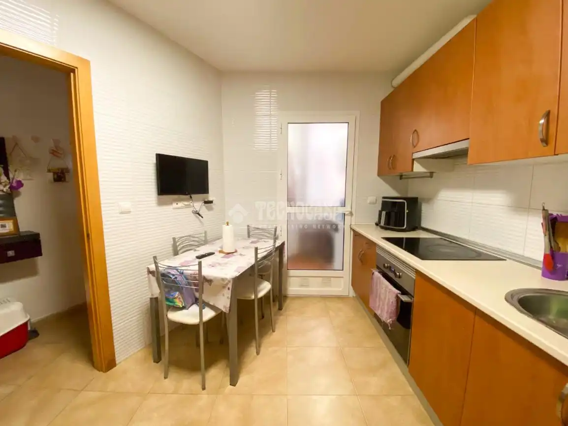 Küche von Wohnung zum Verkauf in Viator mit Abstellraum