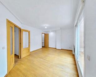 Bedroom of Attic for sale in  Madrid Capital