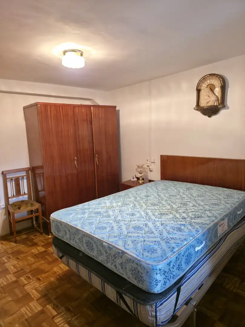 Habitación de Casa o chalet en venta en Barruelo de Santullán con Calefacción, Jardín privado y Trastero