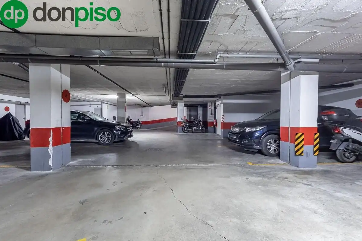 Parkplatz von Garage zum Verkauf in Armilla
