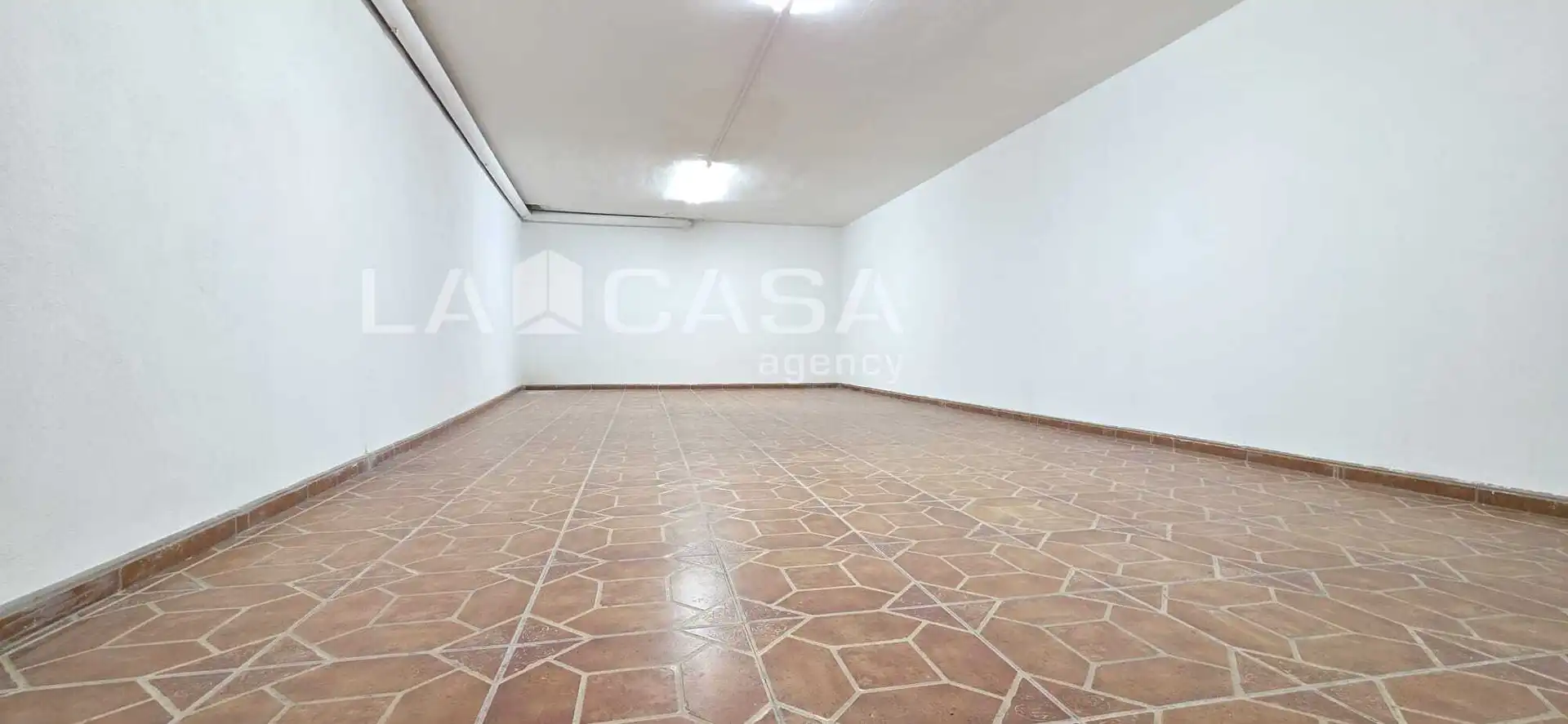 Casa adosada en venda en Valladolid amb Calefacció, Terrassa i Traster
