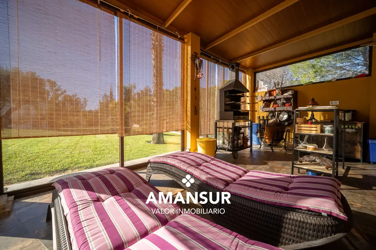 Chalet con piscina en venta en Avenida del Almendro, imagen 108
